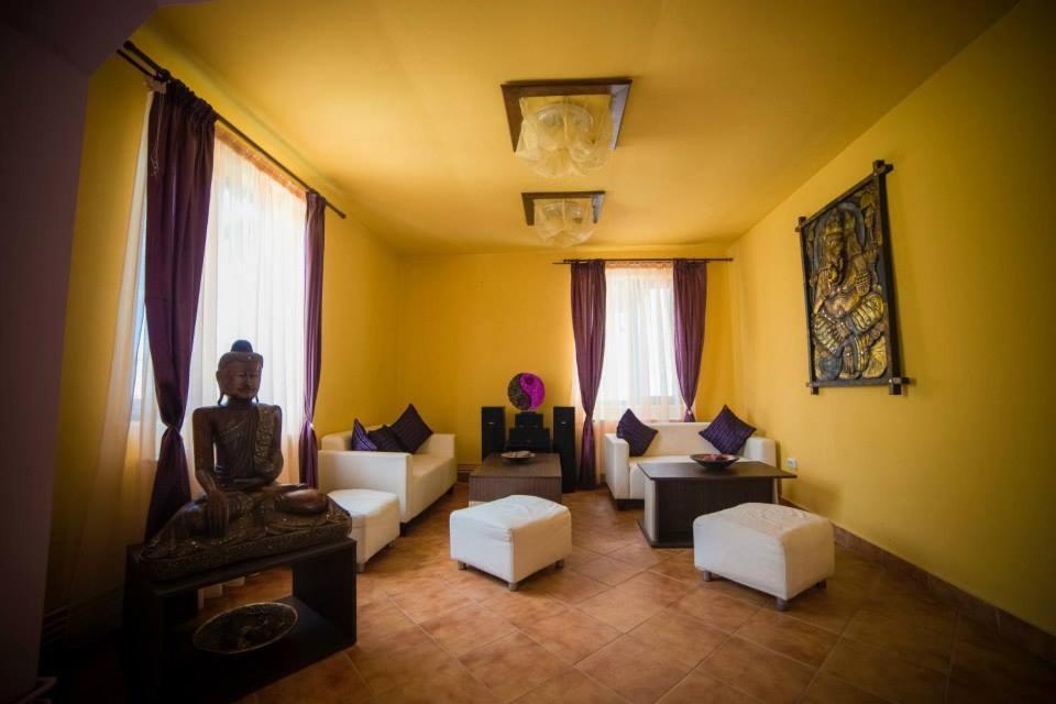 Hotel Gclub Breaza  Esterno foto